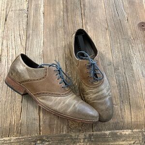 Cole Haan Distressed Saddle Brown Leather Oxfords